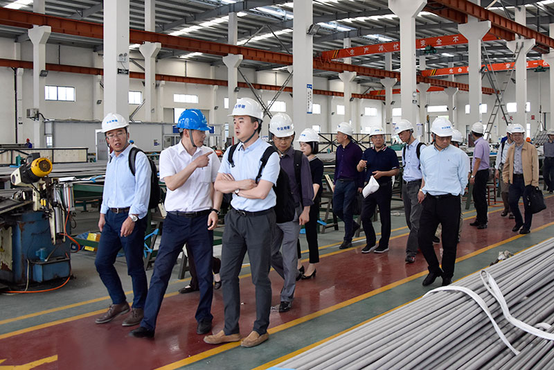 中達(dá)特鋼承辦船舶智能輔機(jī)學(xué)術(shù)研討會-參觀車間 (3).jpg